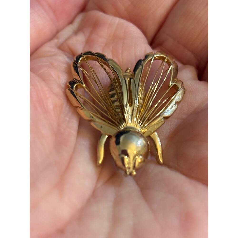 Vintage Gold Tone Fly Brooch Openwork Wings Figural Pin